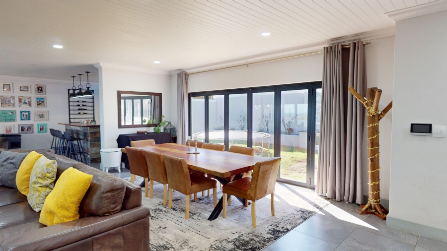 3 Bedroom Property for Sale in The Links Western Cape
